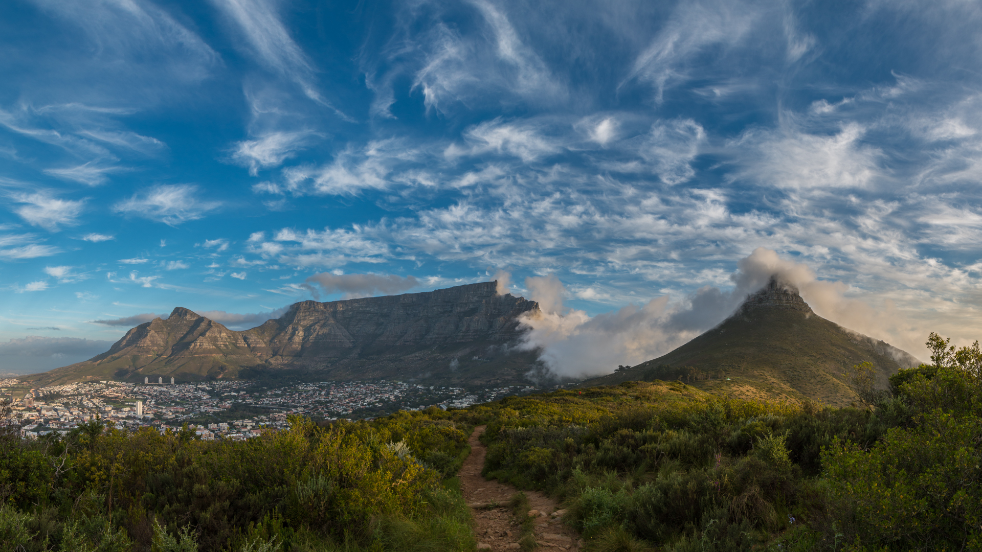 Table Mountain, Lion's Head and Cape Town viewed from Signal Hill